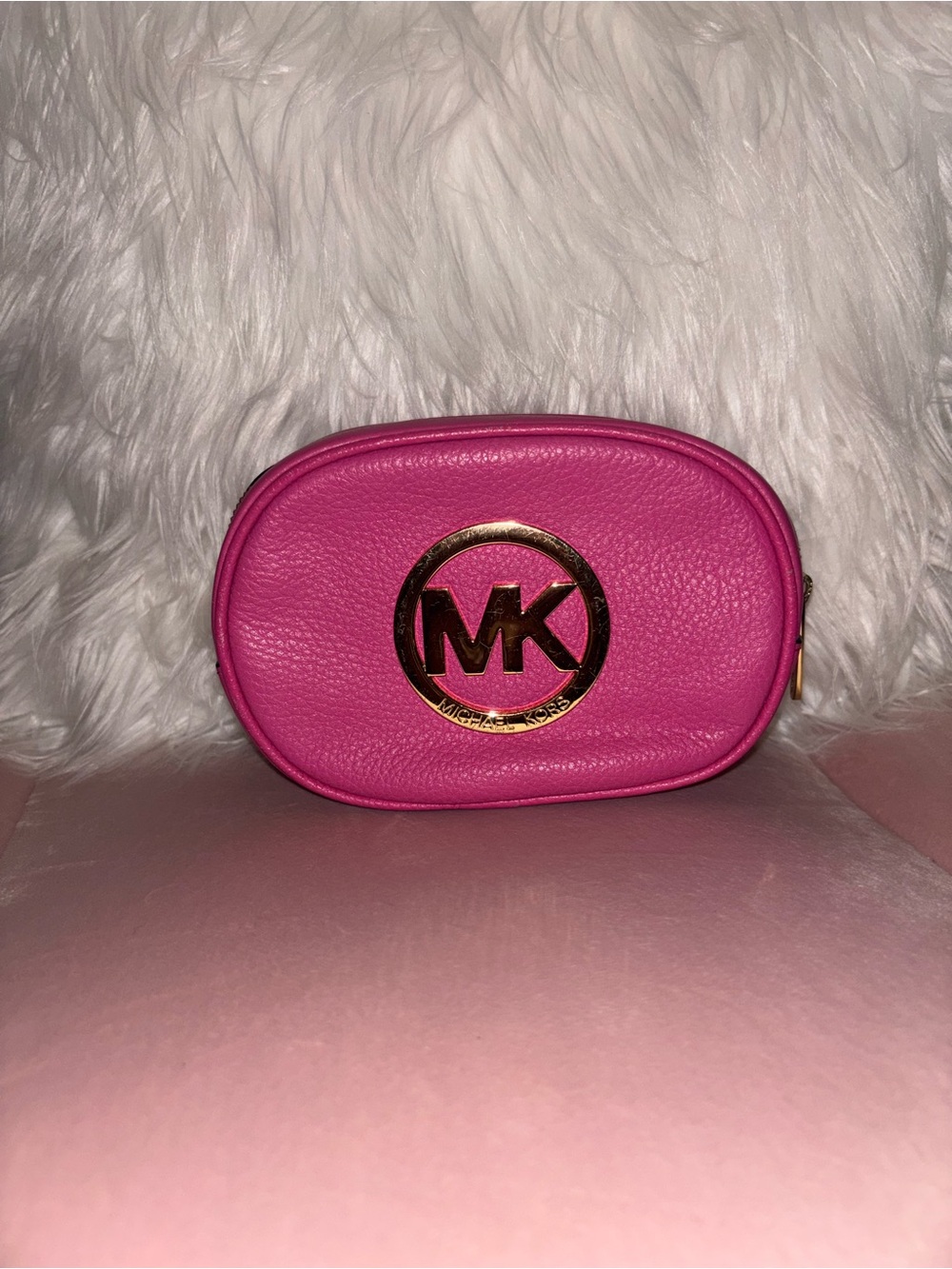 Michael Kors Pink Leather makeup pouch